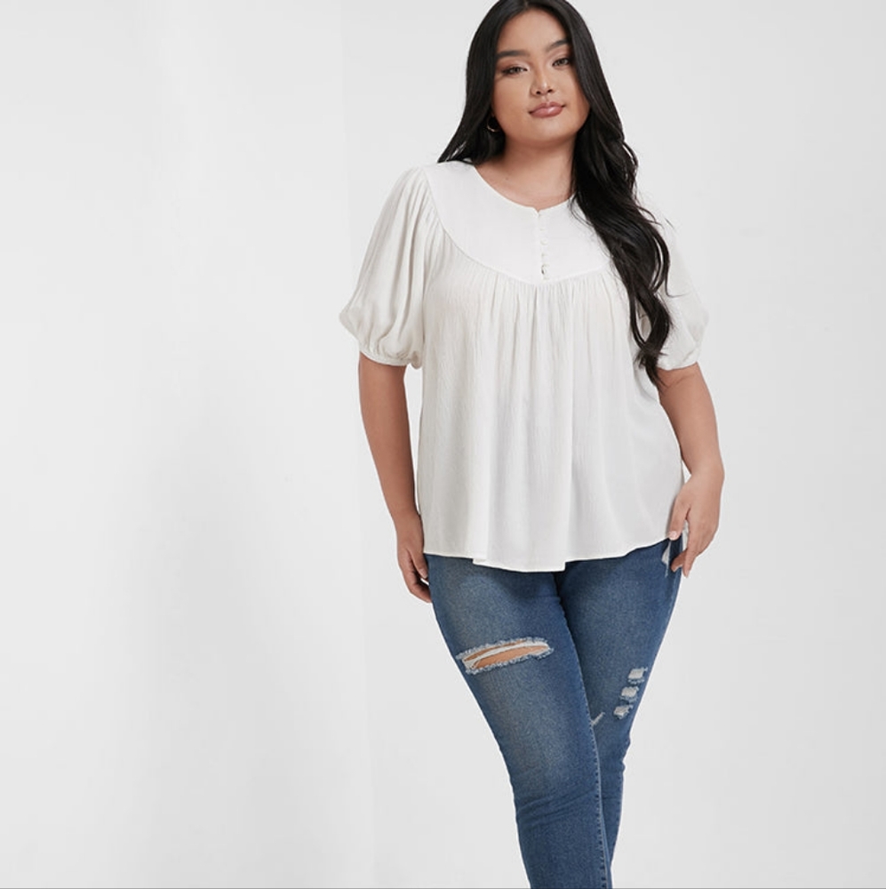 New with tags white XL Blouse